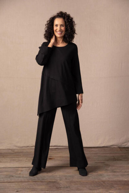 Habitat Diagonal Hem Tunic- Black. Habitat Style: 74043 .