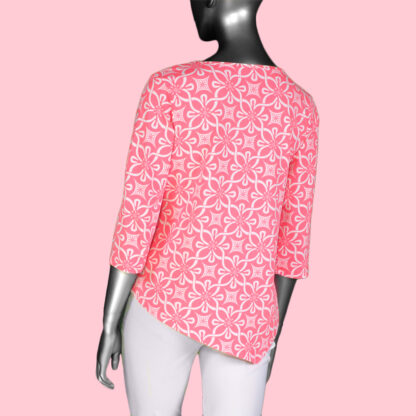 Lulu-B Scoop Neck Top- Tahitian Coral . Style: SPX0639P GFNC . Rear .