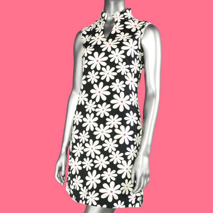 Lulu-B Sleeveless Keyhole Dress- Black & White.  Style: SPX4428P DAI