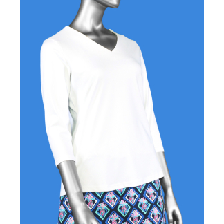 Lulu-B V-Neck Top- White. Style: SPX0471S WHT . 