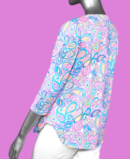 Lulu-B Scoop Neck Top- Paisley Multi . Style: SPX5256- PSLY . back