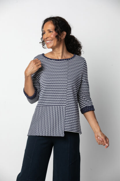 Habitat St. John Step Hem Pullover- Navy Stripe . Habitat Style:51404 Navy