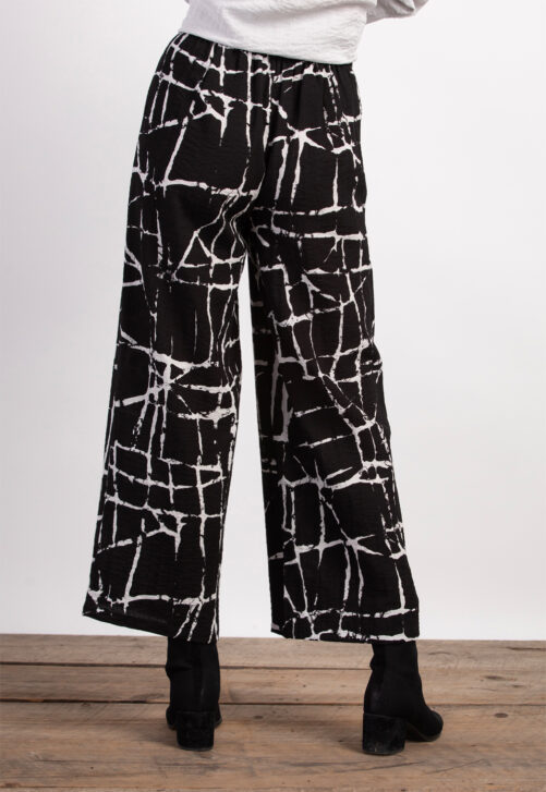 Habitat Crinkle Relax Pant- Black rear