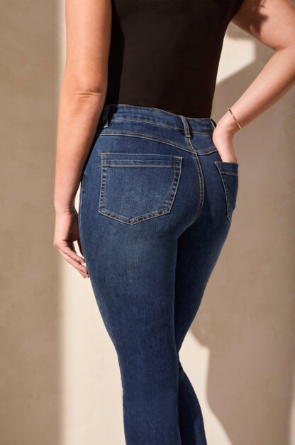 Tribal Audrey Pull-On Straight Crop Jean- Stormy Blue . Tribal Style: 5721O-2020-2674 rear