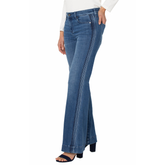 Liverpool Hannah Crop Flare with Trim- Canyon Road . Liverpool Style: LM4368CH4